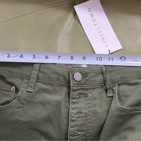 High Rise Button-Fly Flared-Leg Jeans NWT - Picture 9 of 10